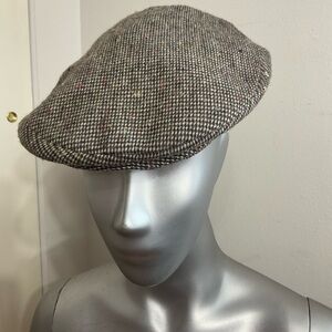 Beacon Hill “Dadcore” Vintage Wool Flat Cap W Gold Quilted Lining, Peaky Style